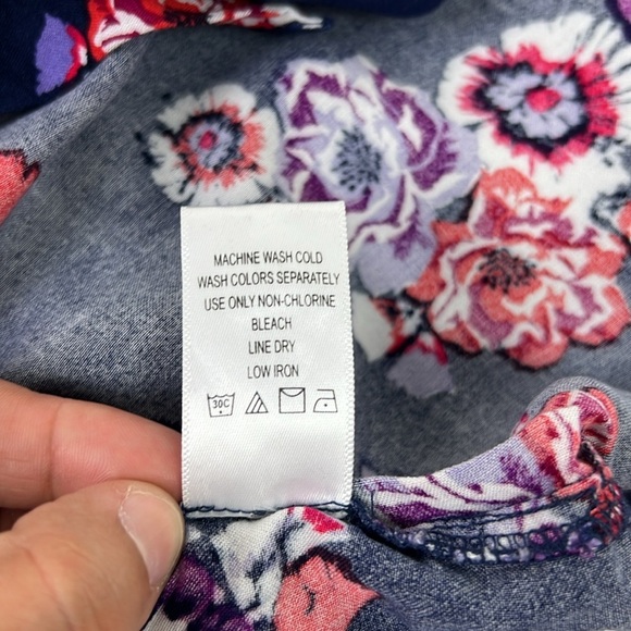 Woman Within New Women’s 14/16 M Button Up Ruched Sleeves Floral Print Tunic - Picture 9 of 9